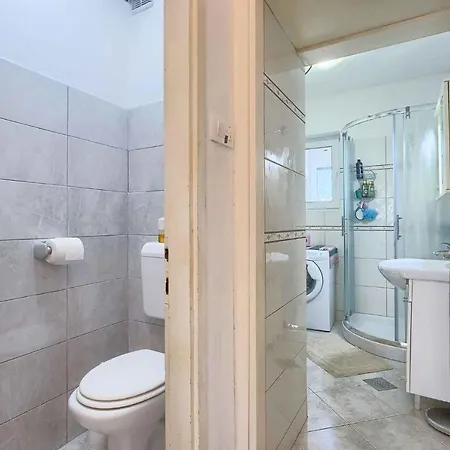 Two-bedroom 3 דירה פולה