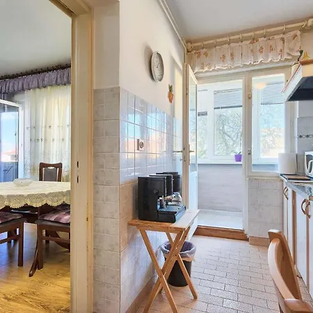 Two-bedroom 3 Apartment