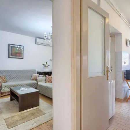 Two-bedroom 3 פולה