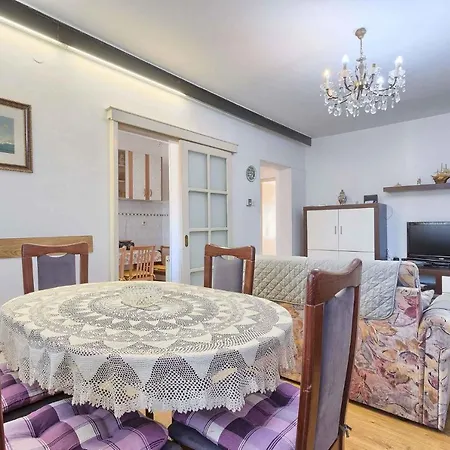 Two-bedroom 3