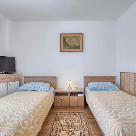 Two-bedroom 3 *